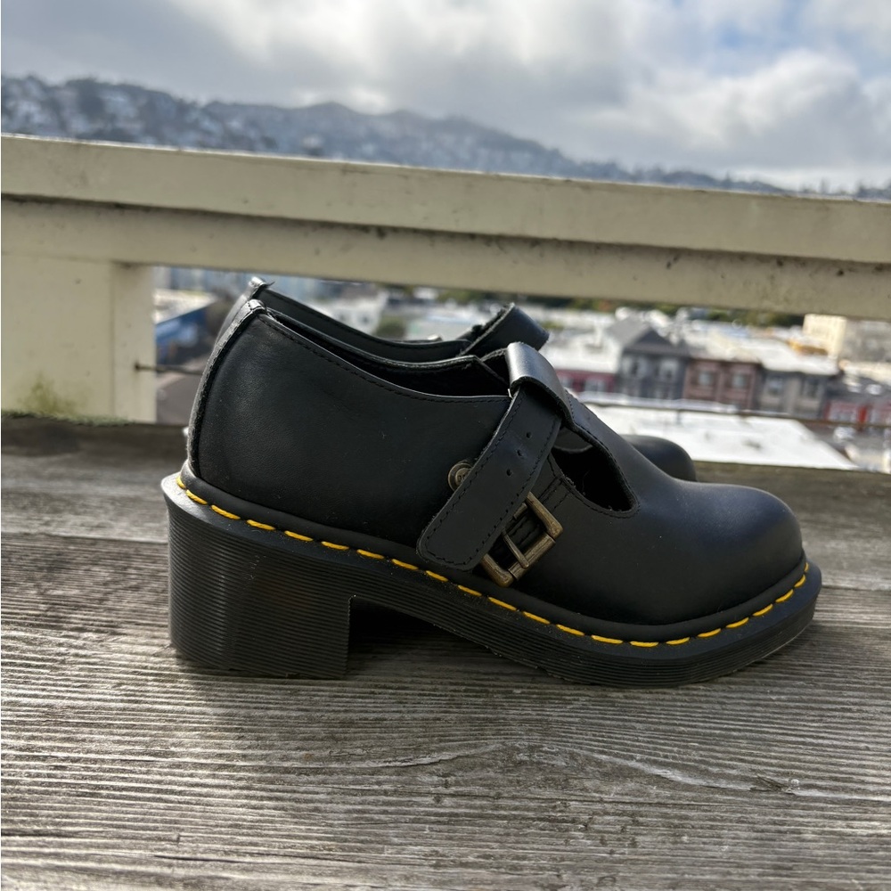 Dr. Martens Sophia mary janes